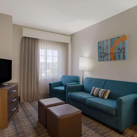 Mainstay Suites Wilmington - University Area Eksteriør billede