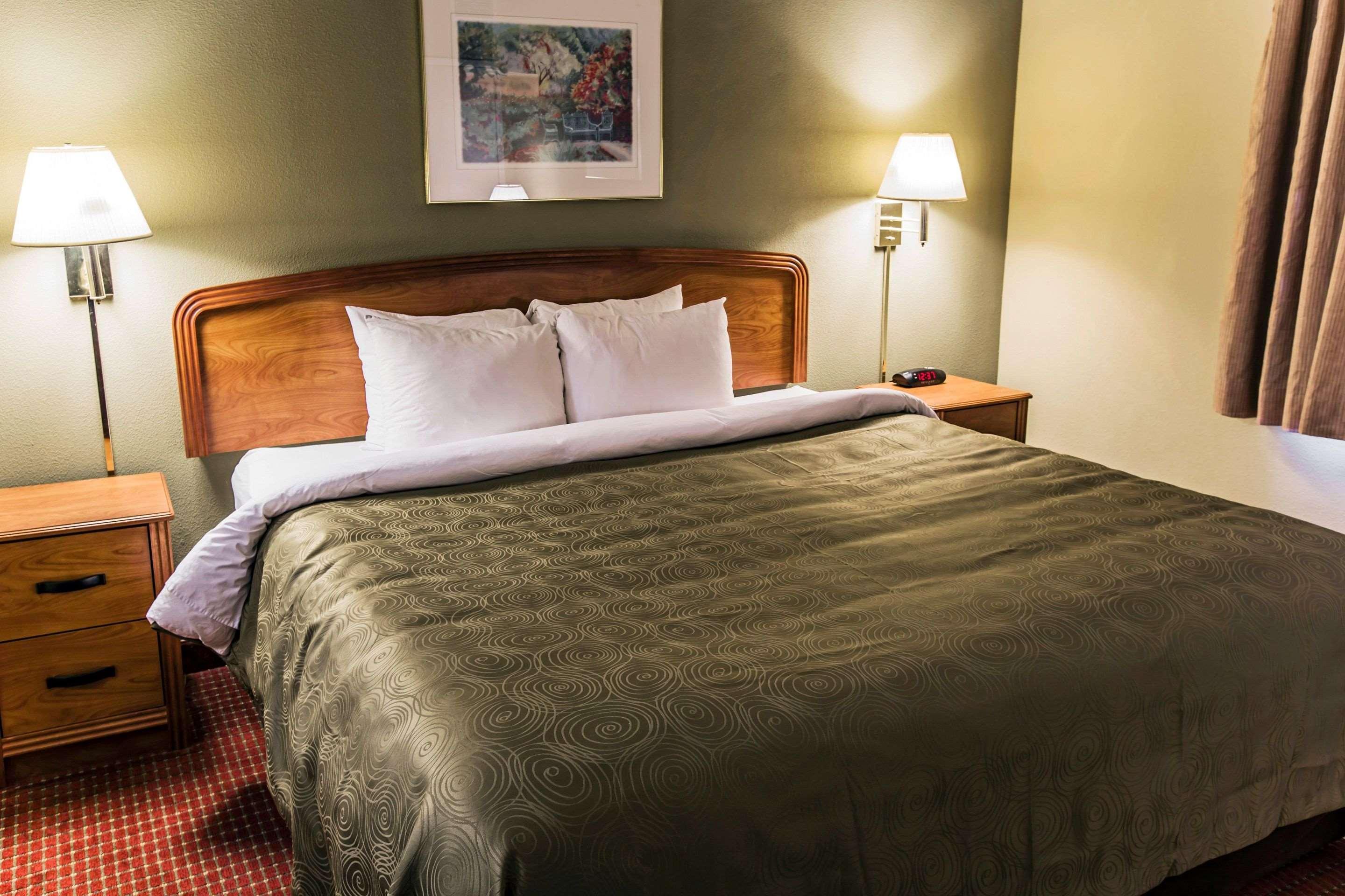Mainstay Suites Wilmington - University Area Eksteriør billede