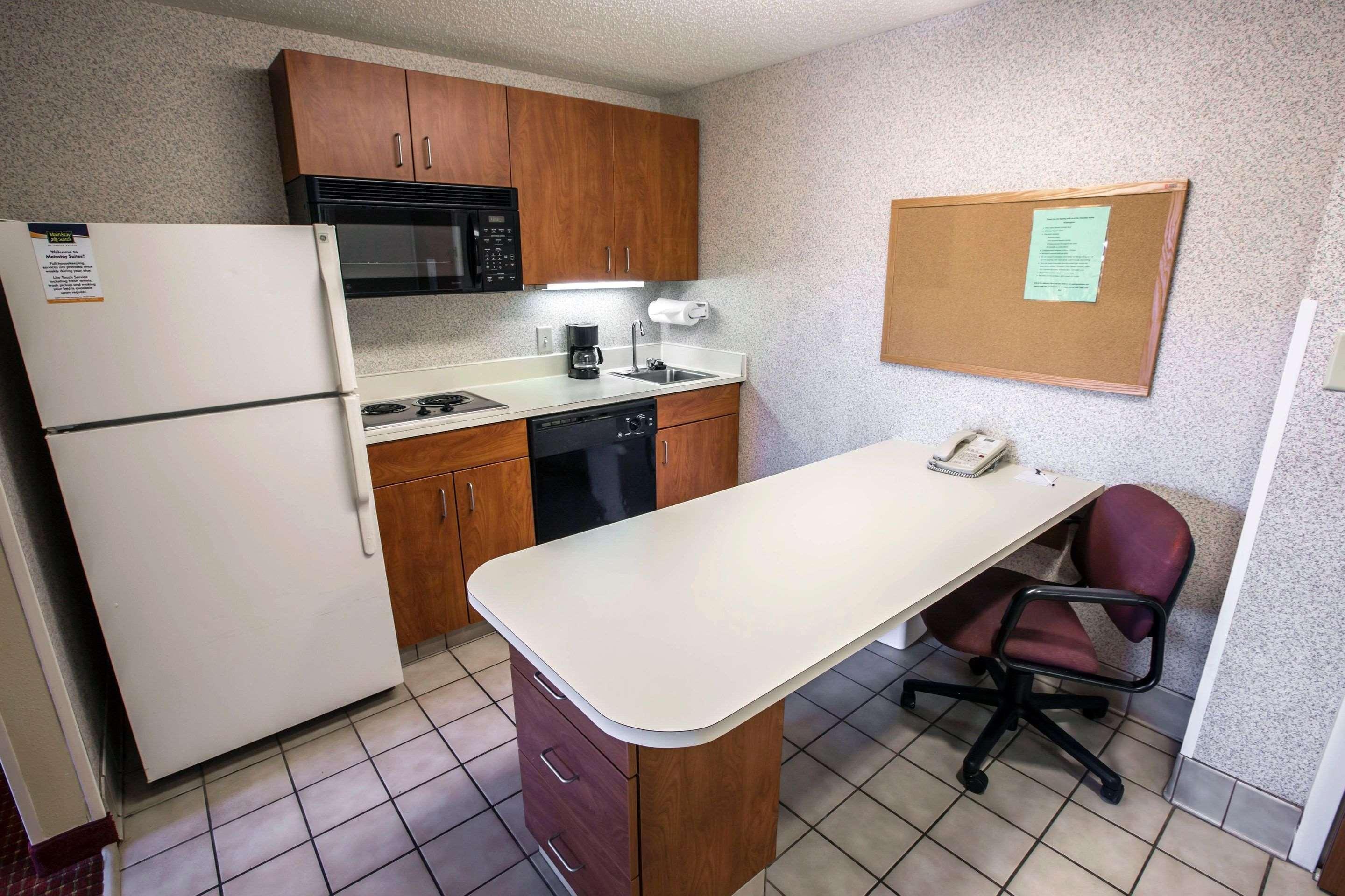 Mainstay Suites Wilmington - University Area Eksteriør billede
