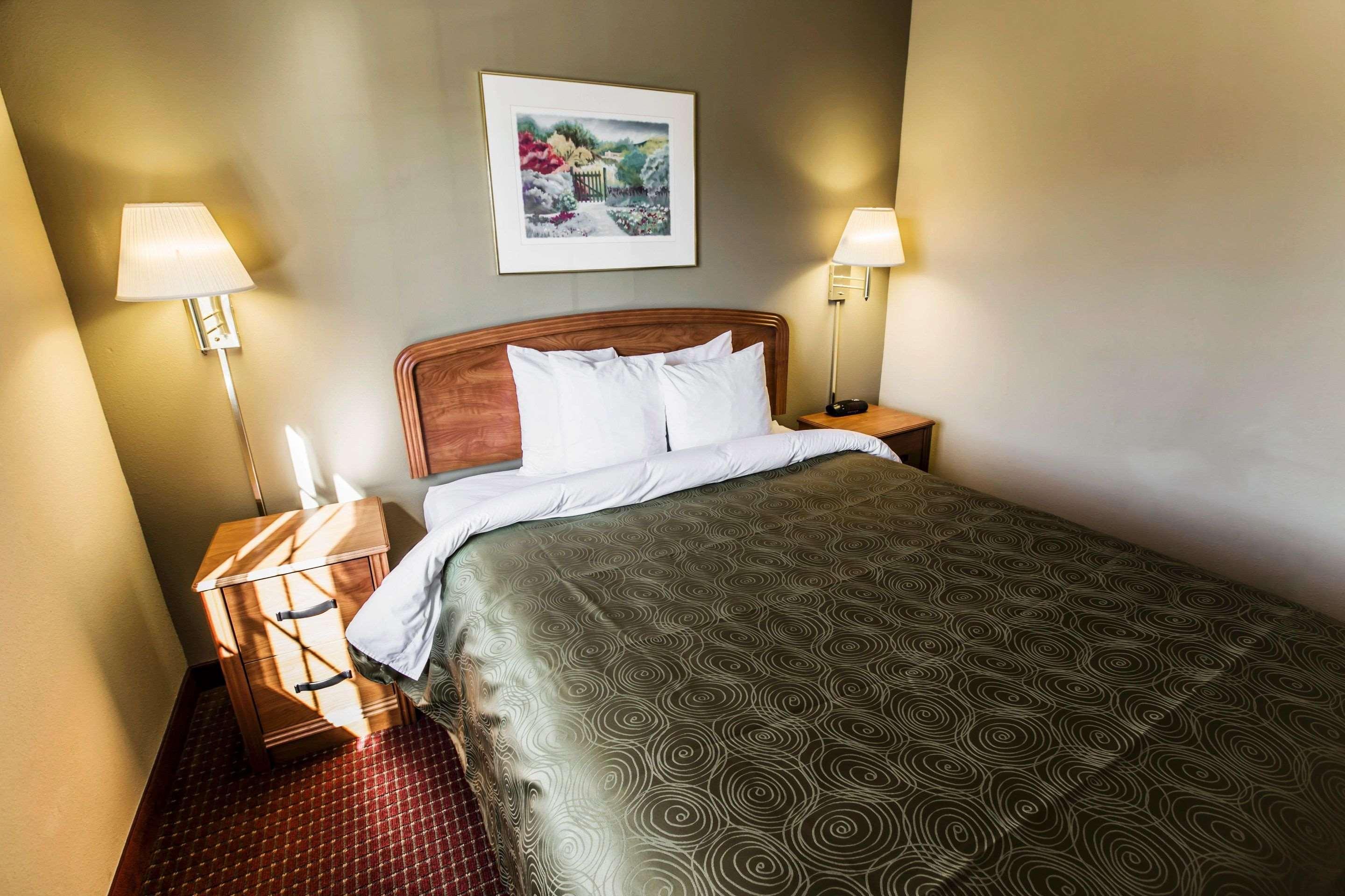 Mainstay Suites Wilmington - University Area Eksteriør billede