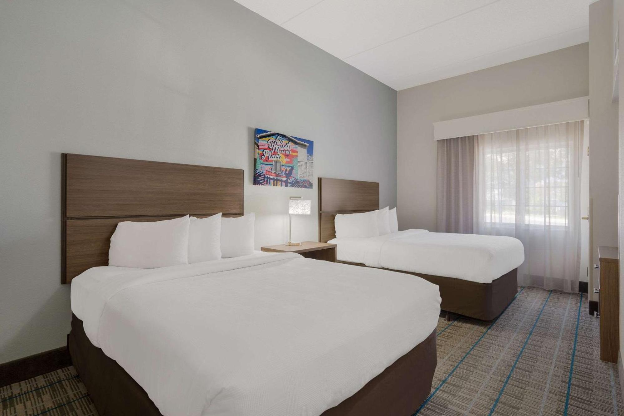 Mainstay Suites Wilmington - University Area Eksteriør billede