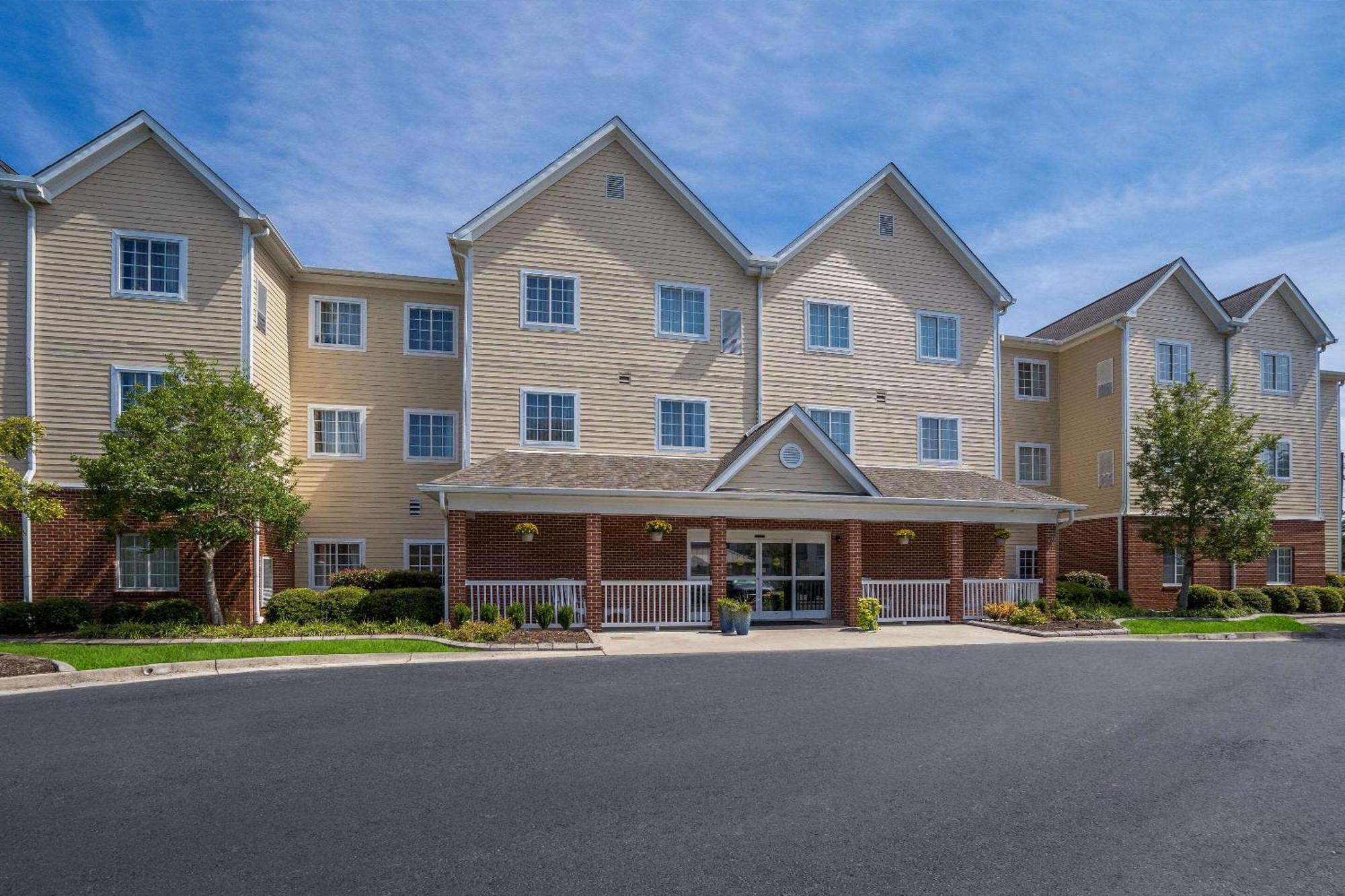 Mainstay Suites Wilmington - University Area Eksteriør billede