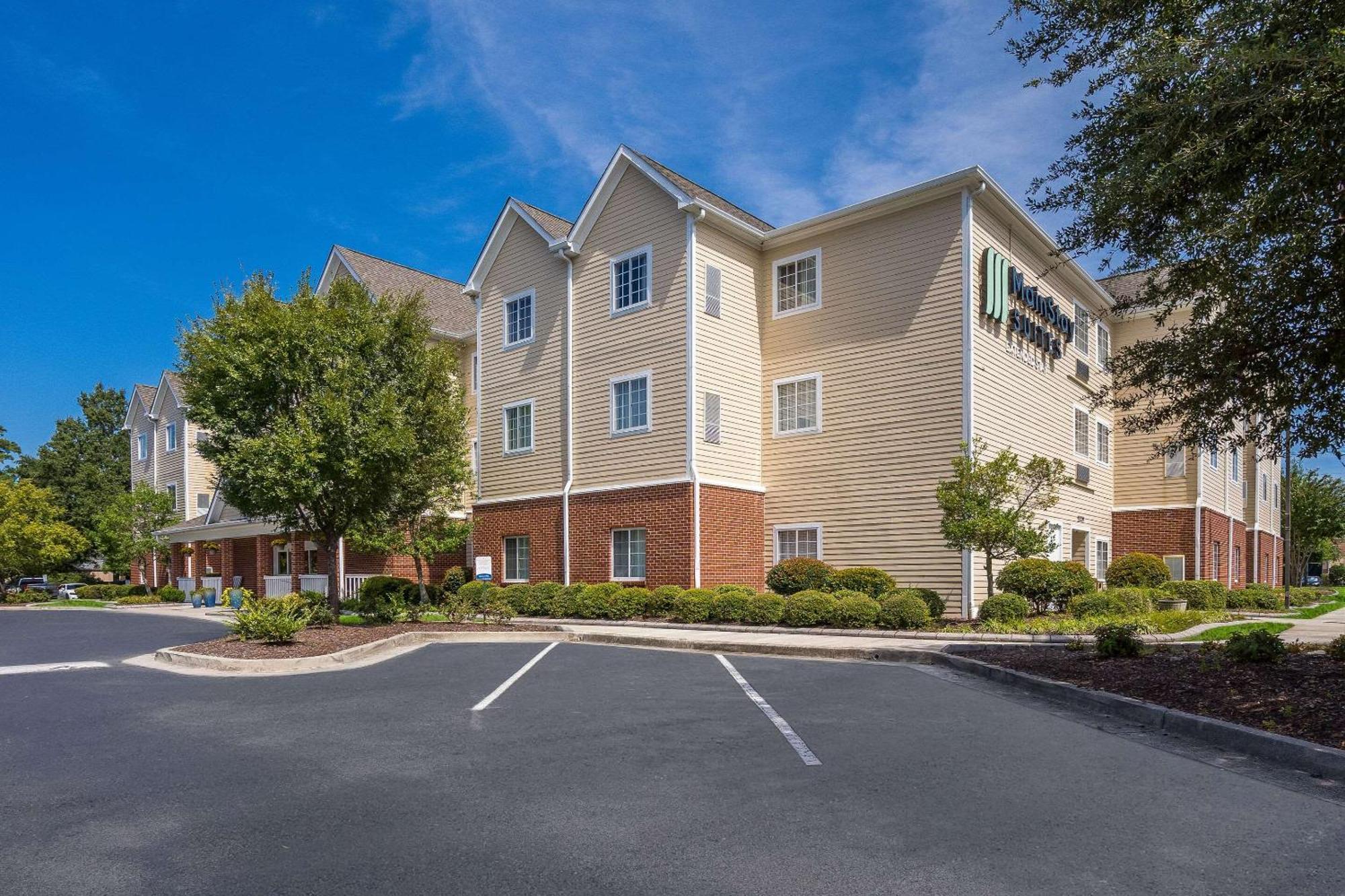 Mainstay Suites Wilmington - University Area Eksteriør billede