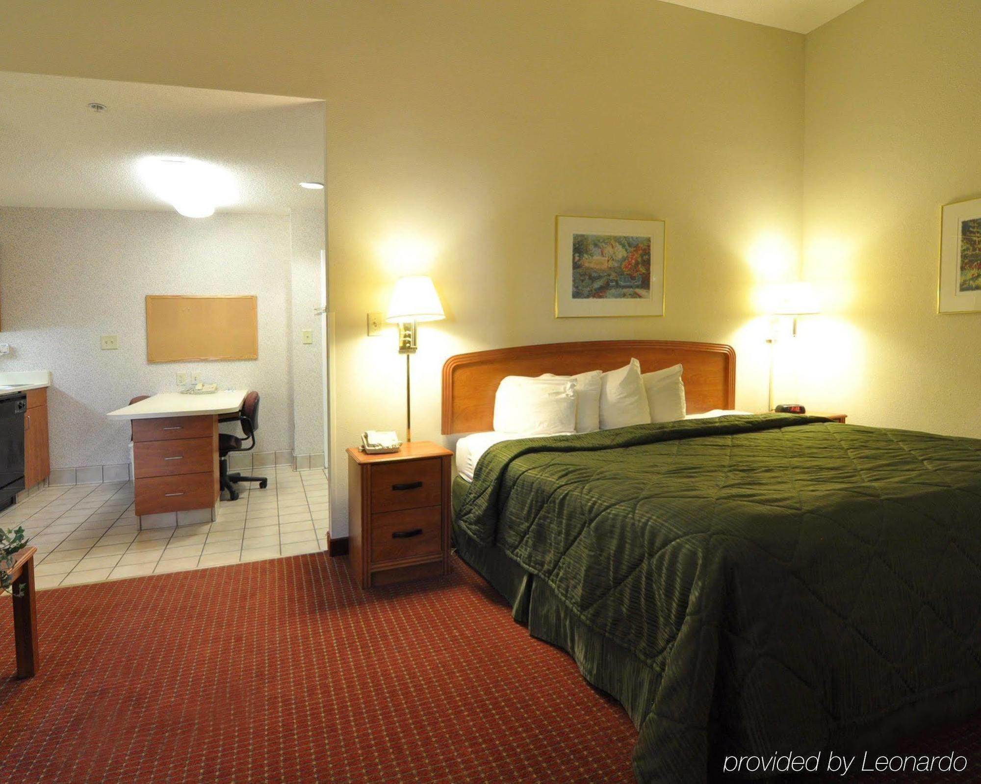 Mainstay Suites Wilmington - University Area Eksteriør billede