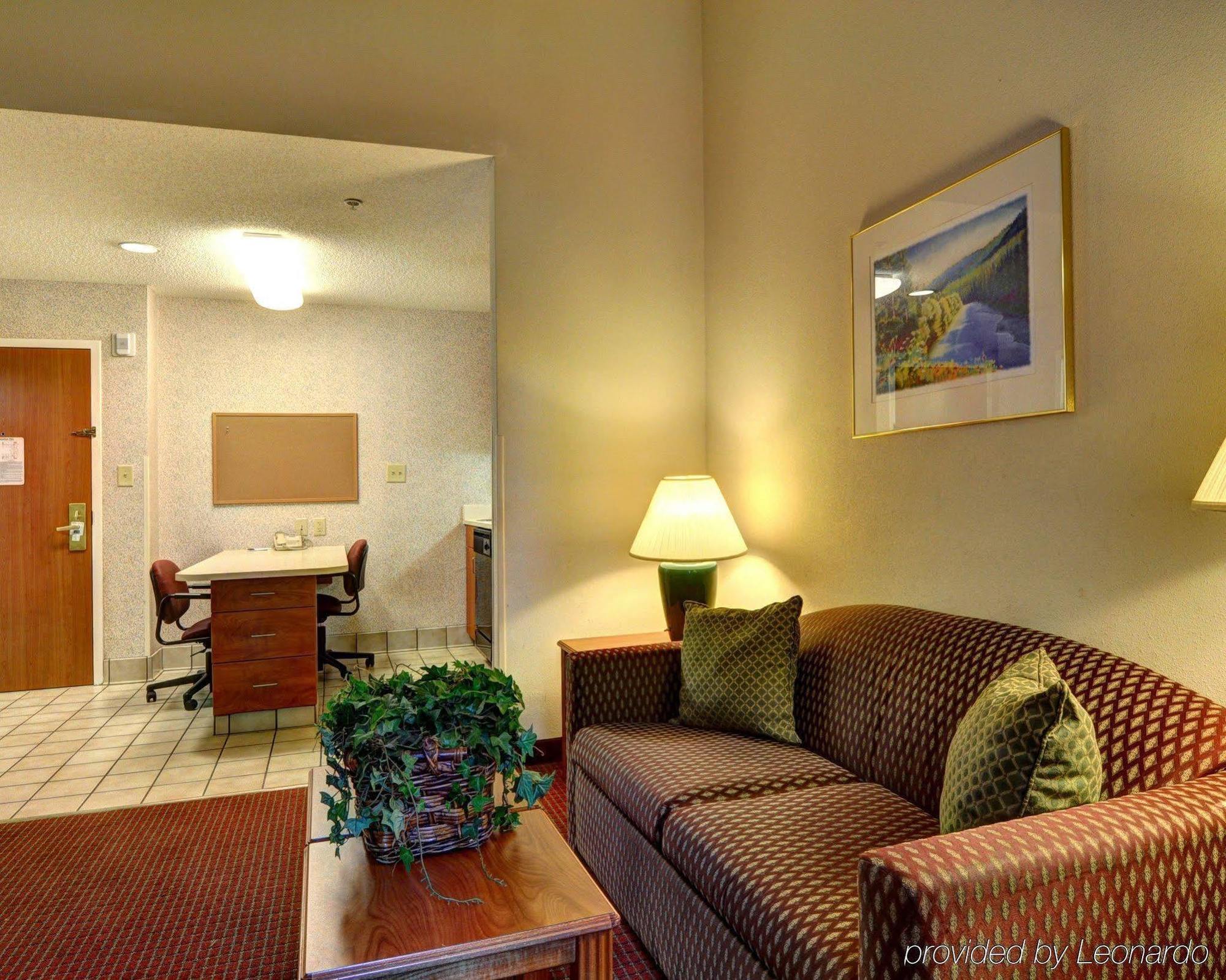 Mainstay Suites Wilmington - University Area Eksteriør billede